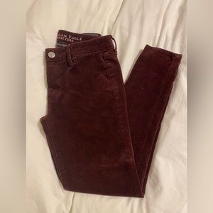 Burgundy Corduroy American Eagle Jeans Size 4 Short
